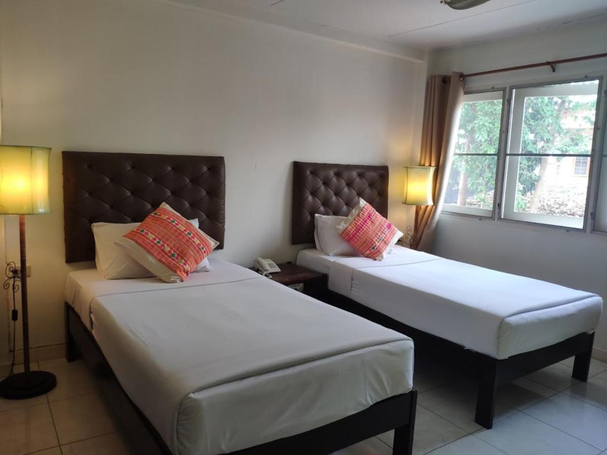 Changpuak Hotel Chiang Mai Exteriör bild