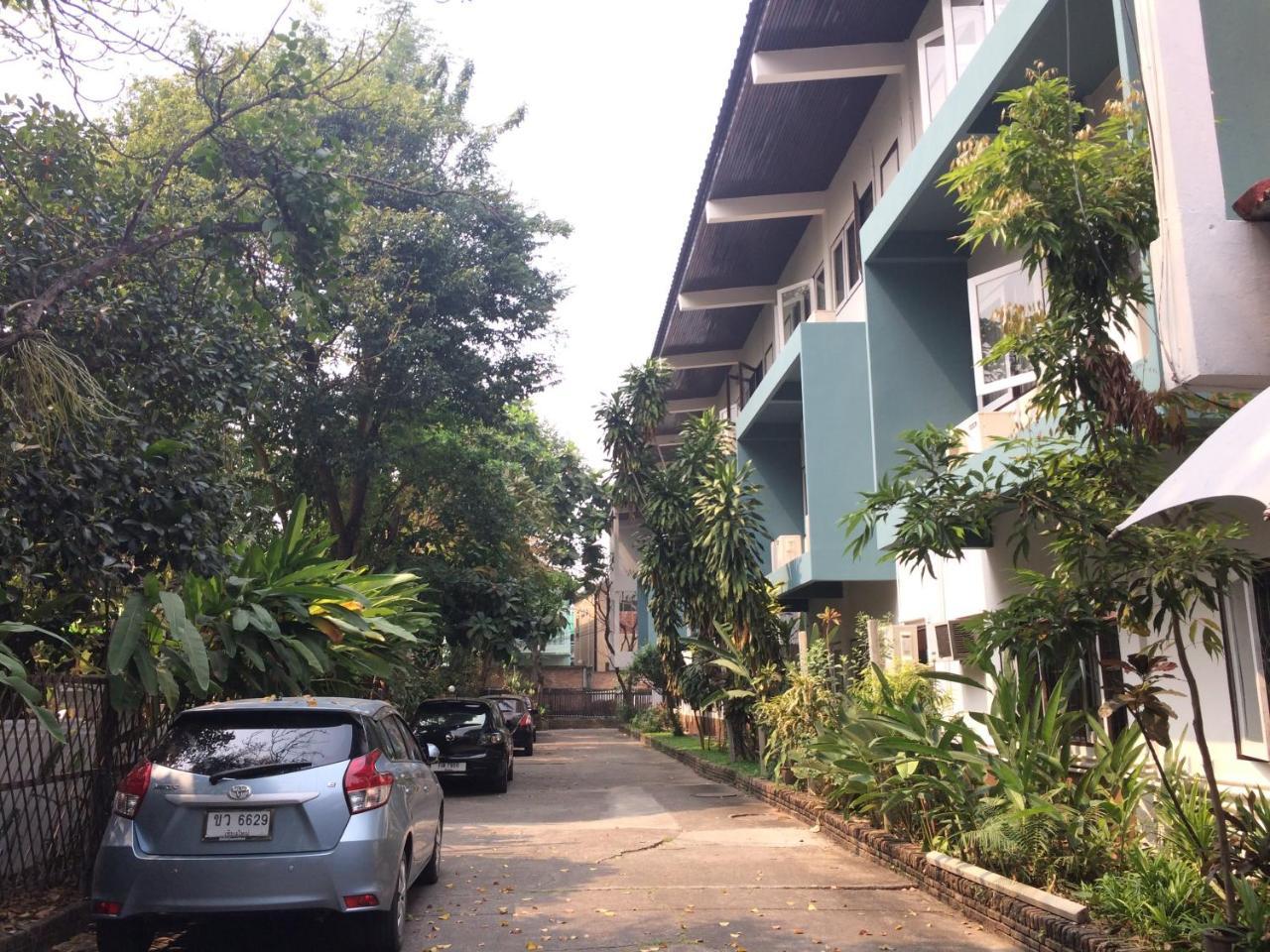 Changpuak Hotel Chiang Mai Exteriör bild